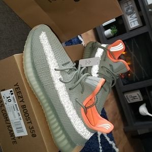 YEEZY BOOST 350 - DESERT SAGE